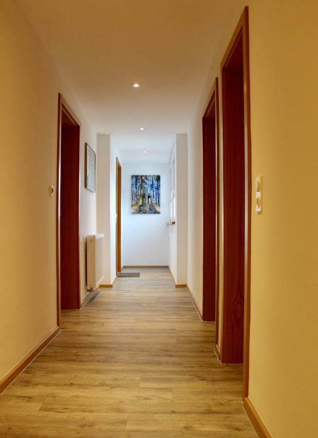 Ferienwohnung & Gaestezimmer Schrichten Schmallenberg Exterior foto