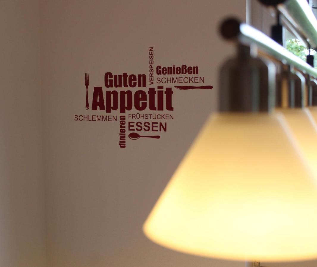 Ferienwohnung & Gaestezimmer Schrichten Schmallenberg Exterior foto